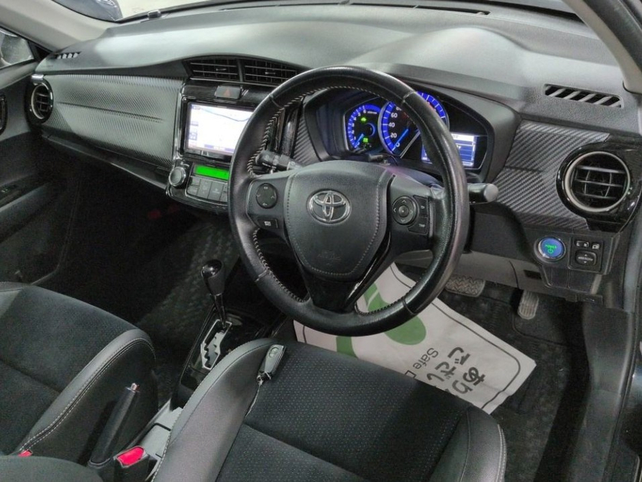 Toyota Corolla 1.5 Corolla Fielder Petrol Hybrid Auto G Aero Tourer — thumbnail 5