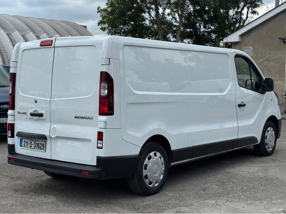 2021 Renault Trafic 2L Diesel For Sale Images