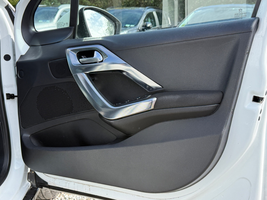 2016 Peugeot 2008 1.6L Diesel For Sale Images