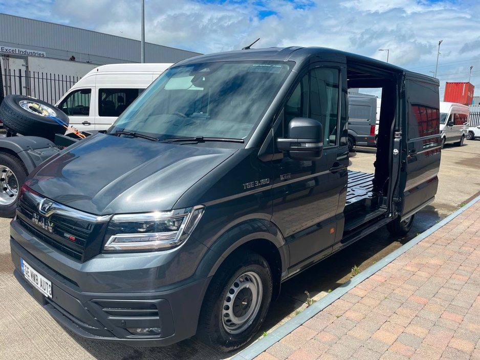 2026 MAN TGE 2L Diesel For Sale Images
