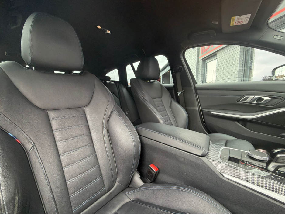 2022 BMW 3 Series 2L Hybrid For Sale Images