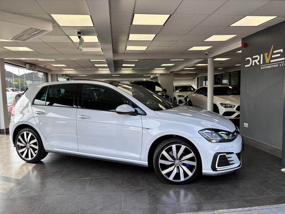 2017 Volkswagen Golf 1.4L Petrol Plug-in Hybrid For Sale Images