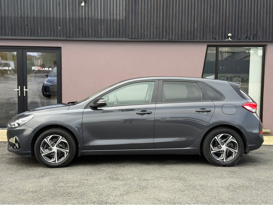 2022 Hyundai i30 1.6L Diesel For Sale Images