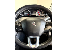 2015 Peugeot 208 1L Petrol For Sale Images