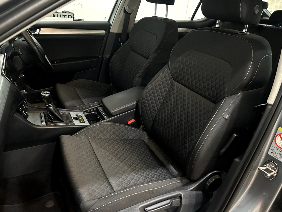 2020 Skoda Superb 2L Diesel For Sale Images