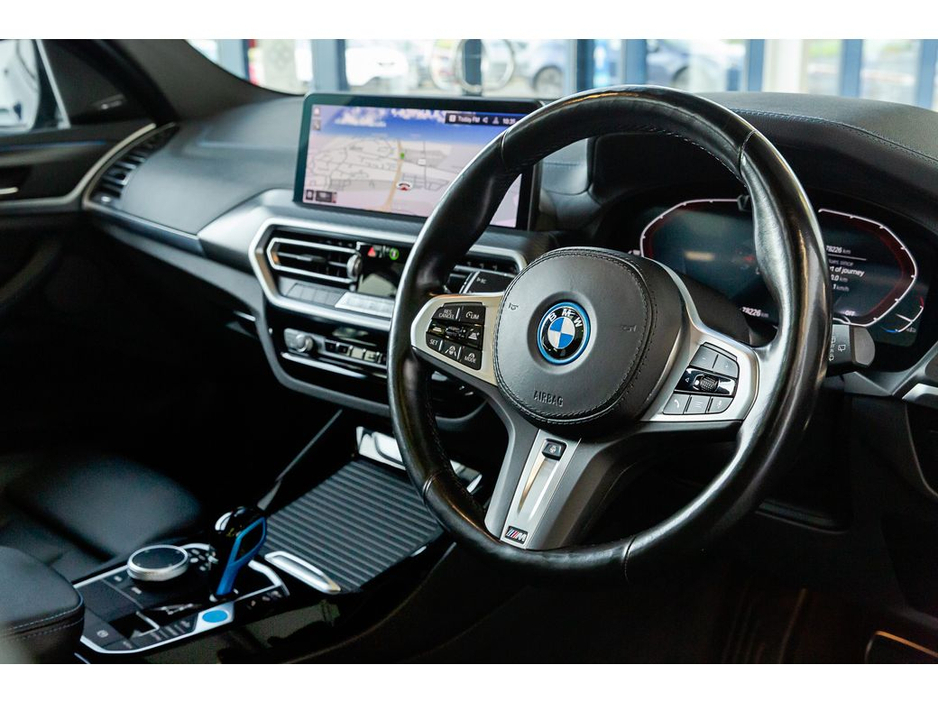 BMW iX3 M SPORT PRO, ROOF, COMFORT, TECH, HARMON KARDON — thumbnail 15