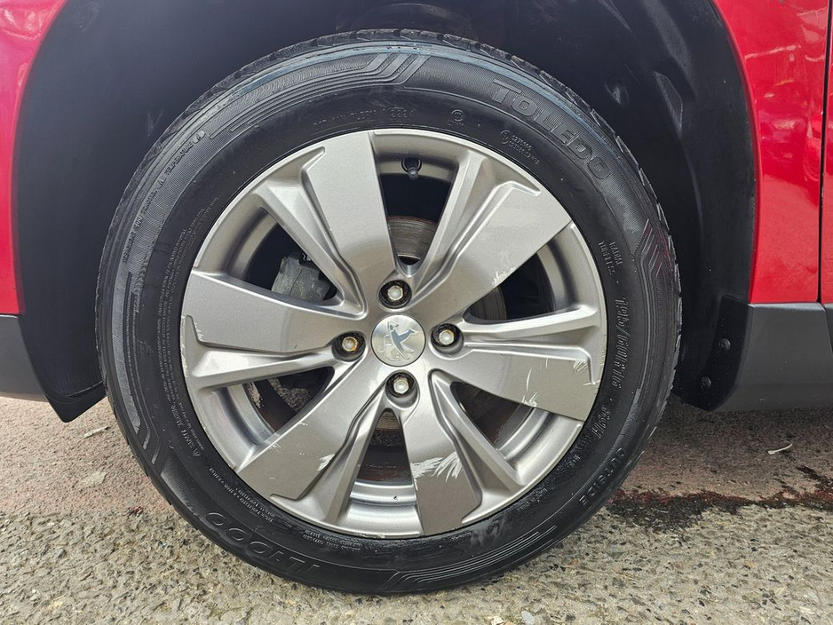 Peugeot 2008 1.2 PURETECH, ACTIVE MODEL, LOW MILEAGE, FINANCE, WARRANTY, 5 STAR REVIEWS — thumbnail 28