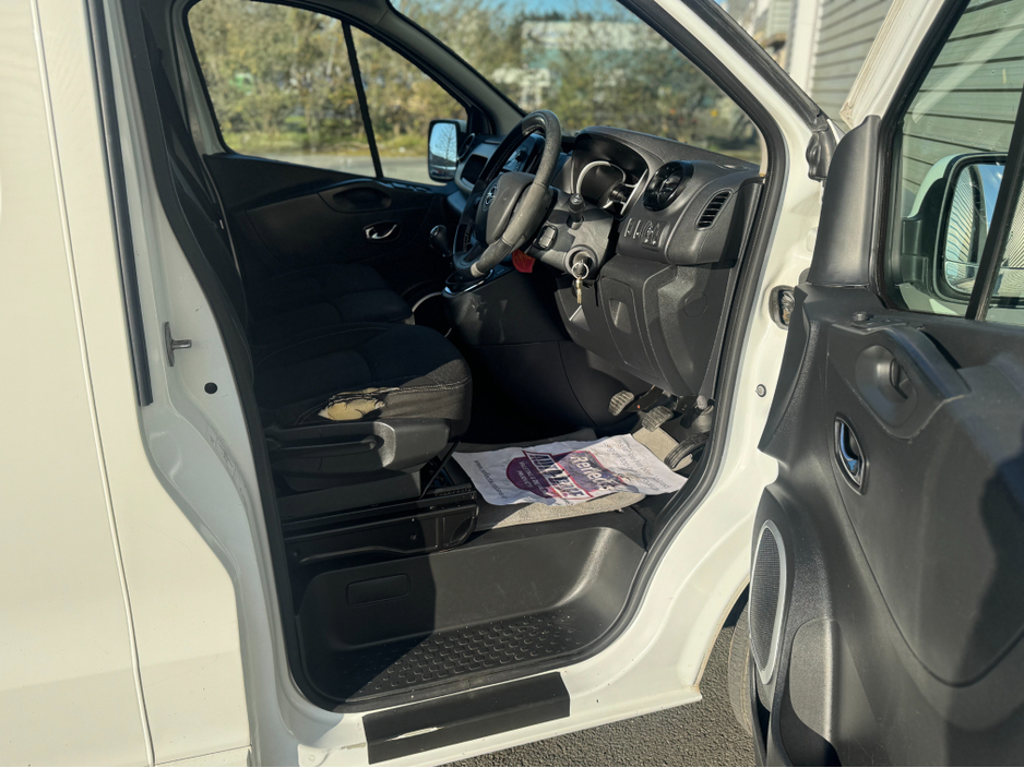 2017 Opel Vivaro 1.6L Diesel For Sale Images