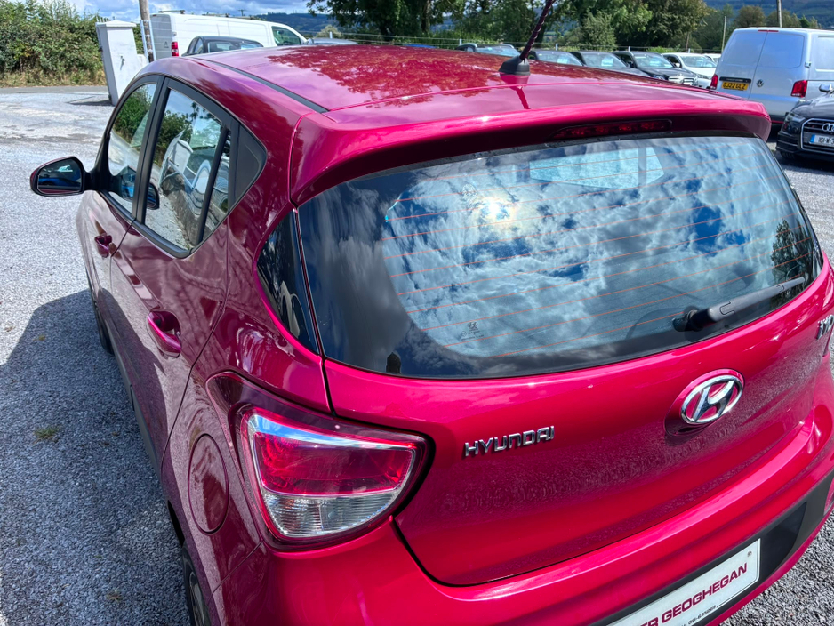Hyundai i10 DELUXE — thumbnail 16