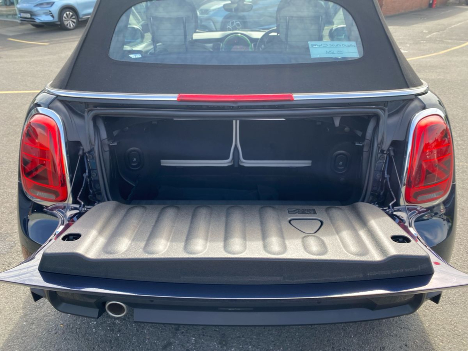 MINI Hatch Exclusive Convertible Auto — thumbnail 20