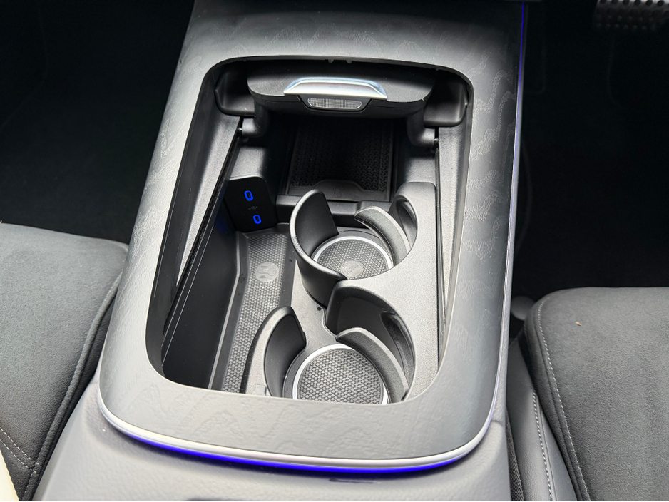 2024 Mercedes-Benz E Class 2L Petrol Plug-in Hybrid For Sale Images