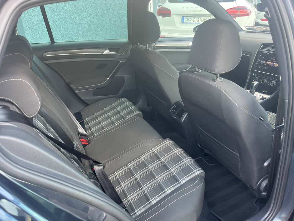 2018 Volkswagen Golf 2L Diesel For Sale Images