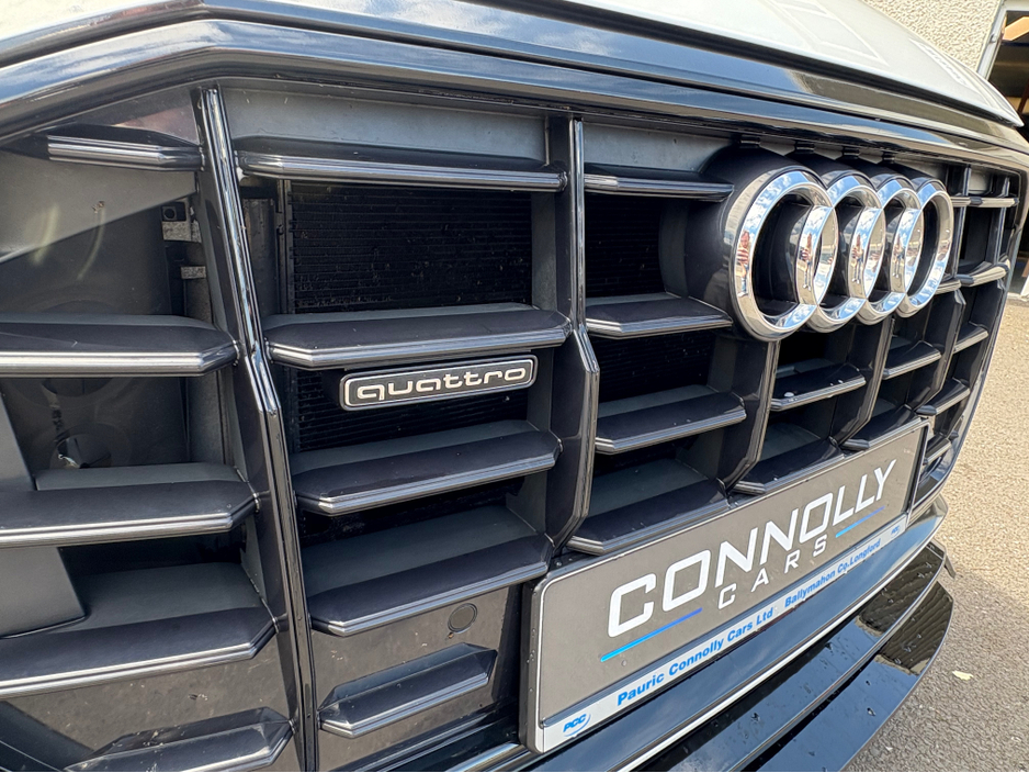 2019 Audi Q8 3.0L Diesel For Sale Images