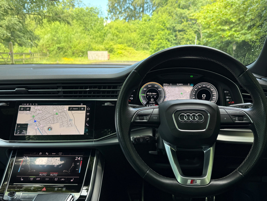 2021 Audi Q8 3L Petrol Plug-in Hybrid For Sale Images