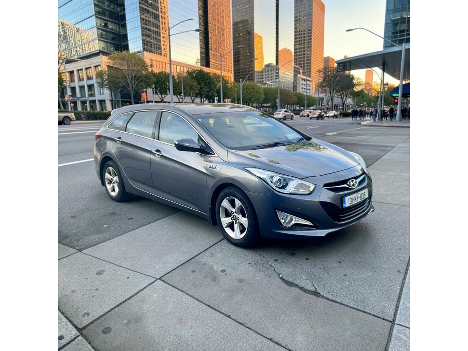 2013 Hyundai i40 1.7L Diesel For Sale Images