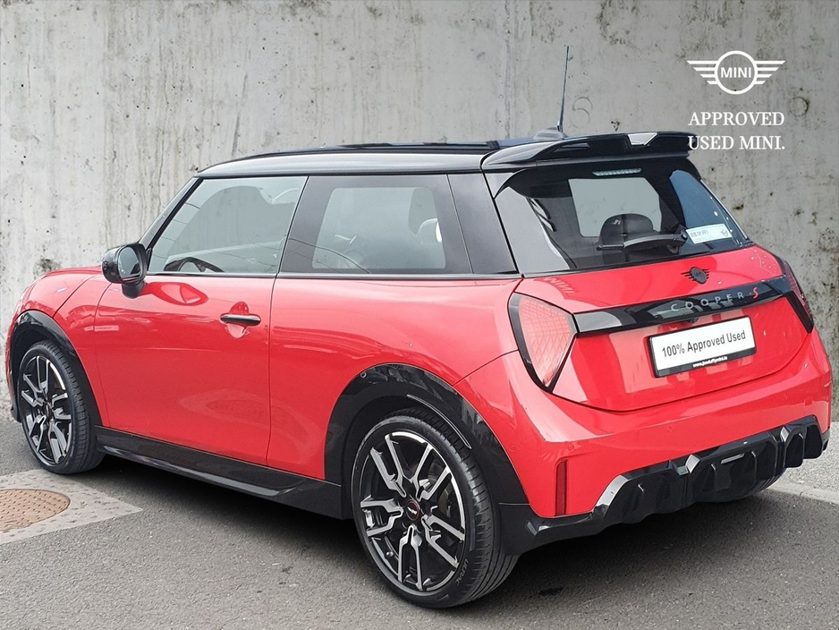 2024 MINI Hatch 2L Petrol For Sale Images