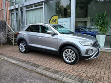 Volkswagen T-Roc LIFE 2.0 TDI M6F 116HP, Pyrite Silver, 1 Owner,