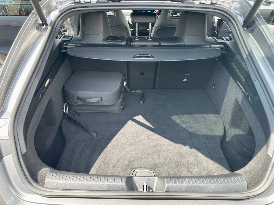 2025 Mercedes-Benz CLA Class 1.3L Petrol Plug-in Hybrid For Sale Images