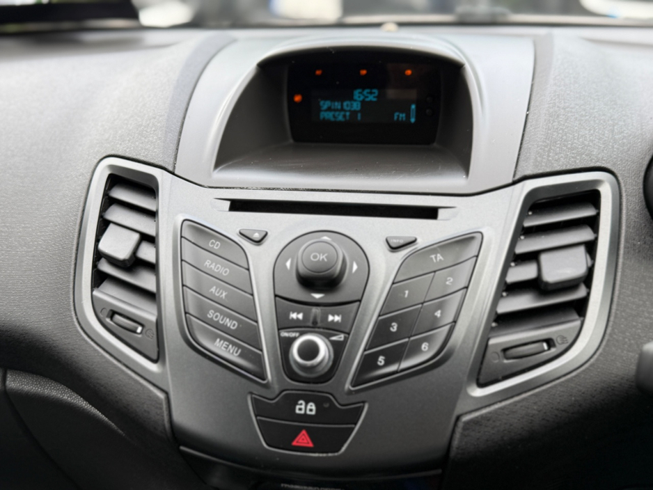 2013 Ford Fiesta 1L Petrol For Sale Images