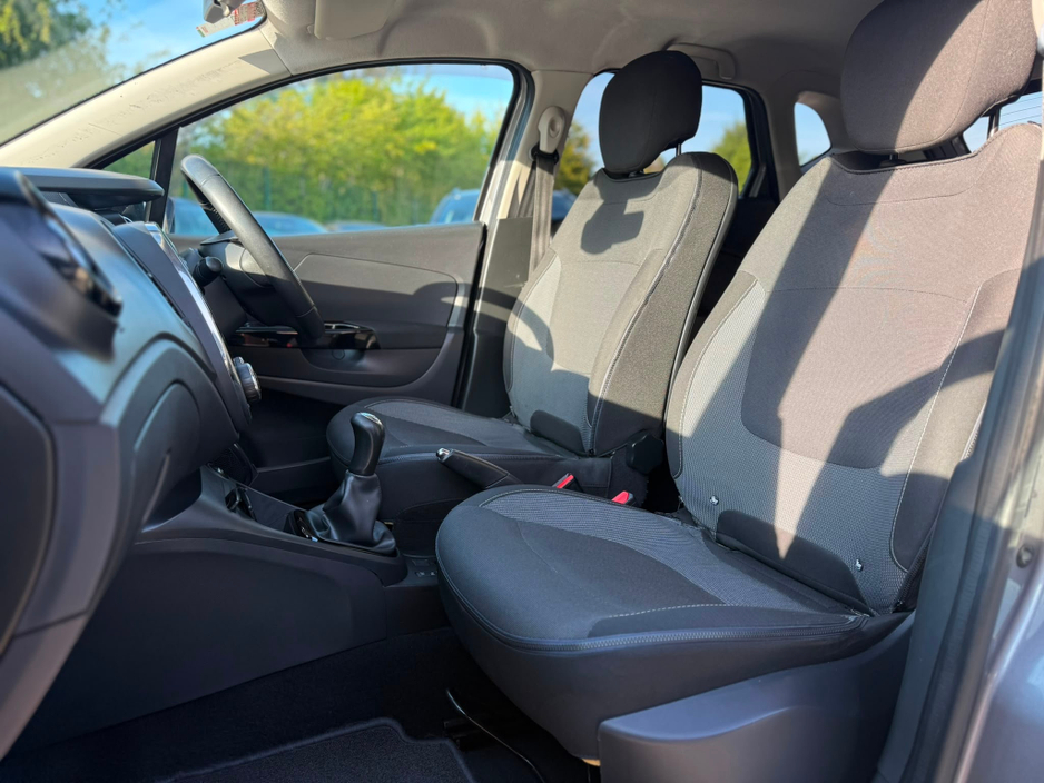 2016 Renault Captur 1.5L Diesel For Sale Images