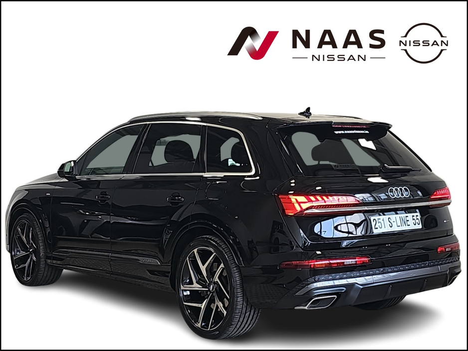 2025 Audi Q7 3L Petrol Plug-in Hybrid For Sale Images