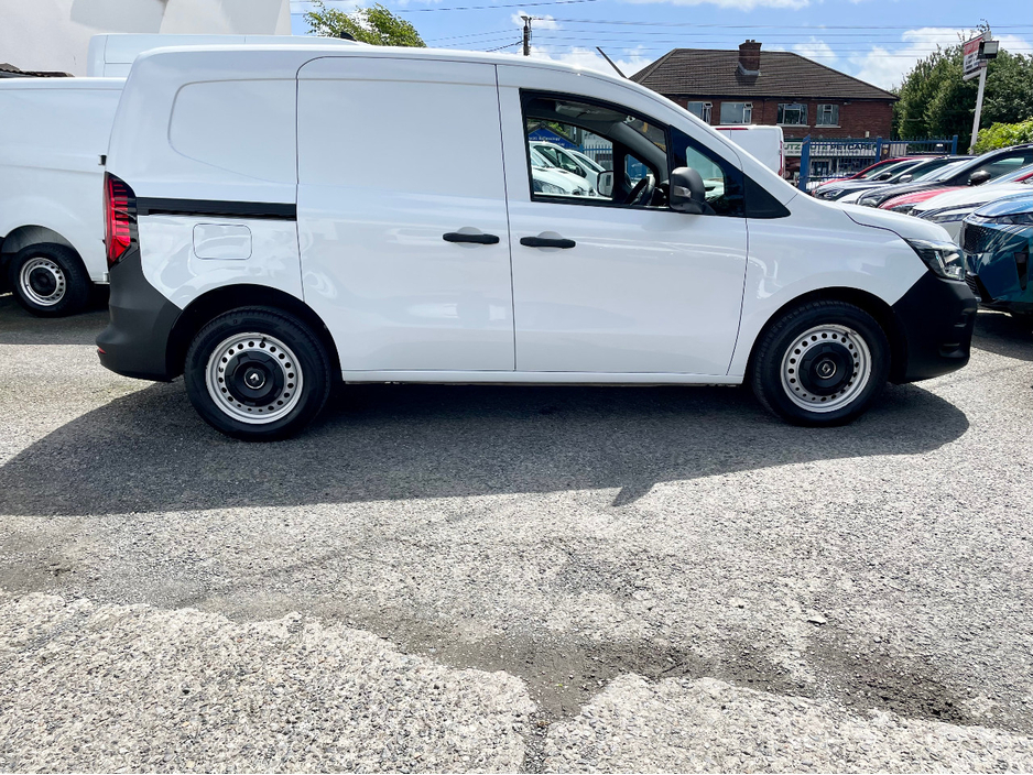 2023 Renault Kangoo 1.5L Diesel For Sale Images