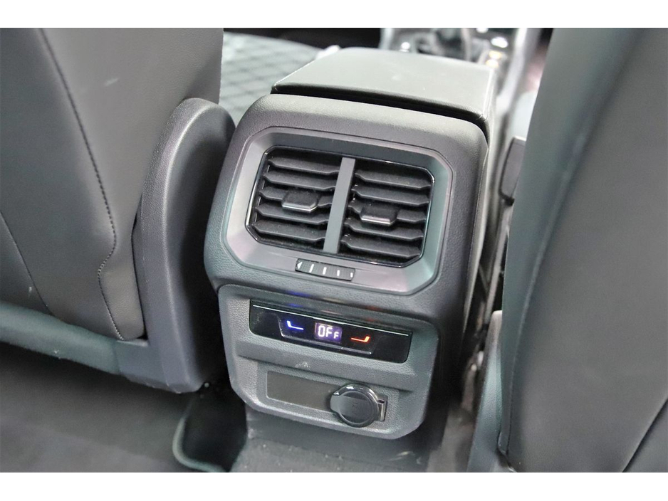 Volkswagen Tiguan 2.0TDI 150BHP R-LINE M6F 6SPD — thumbnail 26