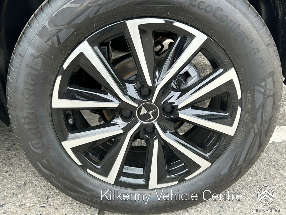 2025 DS Automobiles DS 3 1.2L Petrol For Sale Images