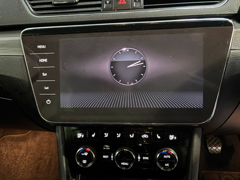2018 Skoda Superb 2L Diesel For Sale Images