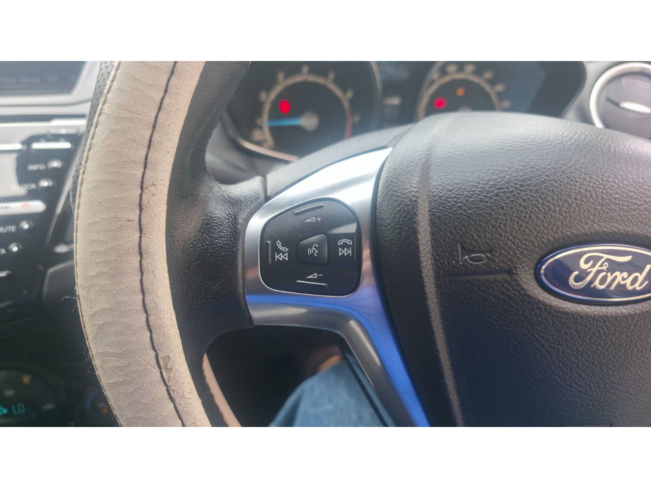 Ford Fiesta — thumbnail 14