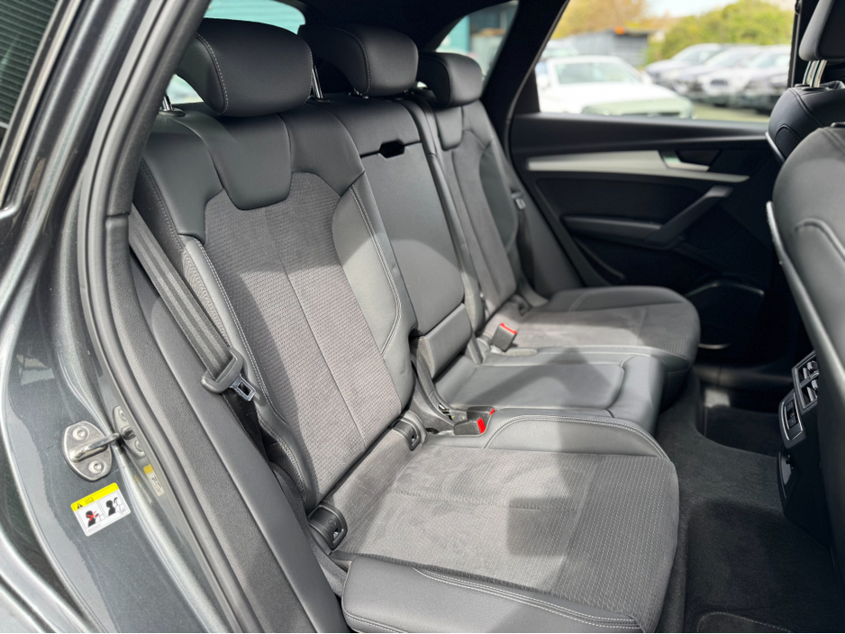 2024 Audi Q5 2L Petrol Plug-in Hybrid For Sale Images