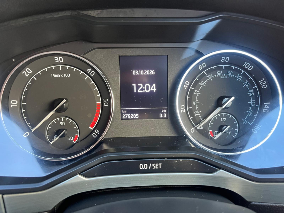 2019 Skoda Superb 2L Diesel For Sale Images