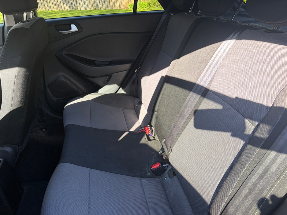 Hyundai i20 ACTIVE T-GDI — thumbnail 6