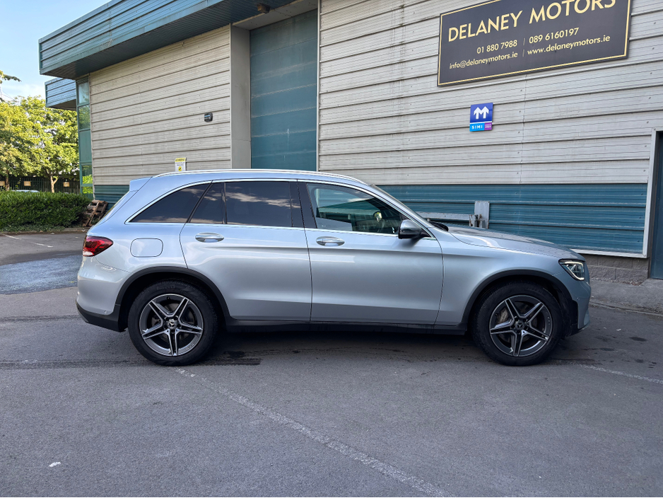 2022 Mercedes-Benz GLC Class 2.0L Diesel For Sale Images