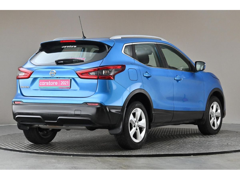Nissan Qashqai 1.3 PET SE DCT *PANORAMIC ROOF*REVERSE CAM* — thumbnail 9