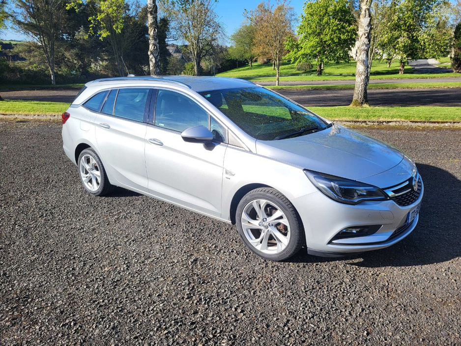 Vauxhall Astra 1.4 I TURBO SRI - Auto