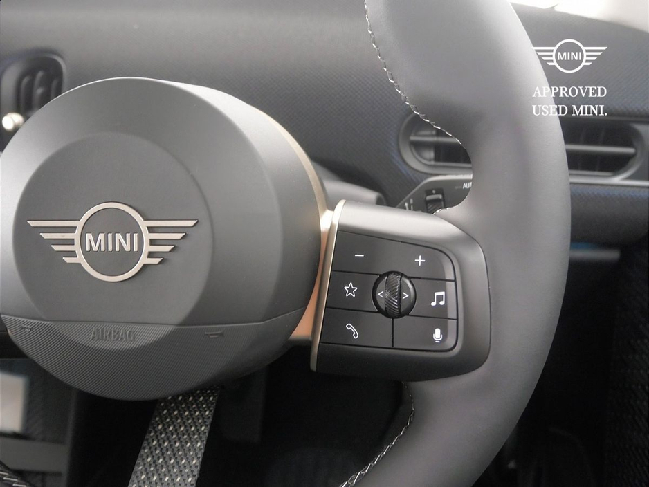 2025 MINI Hatch 1.5L Petrol For Sale Images