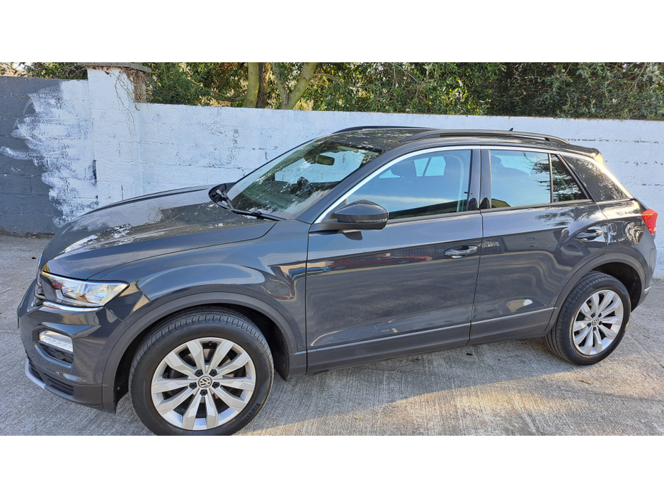2019 Volkswagen T-Roc 1.5L Petrol For Sale Images