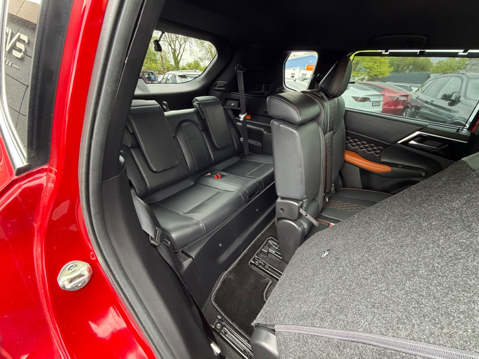 2022 Mitsubishi Outlander 2.4L Petrol Plug-in Hybrid For Sale Images