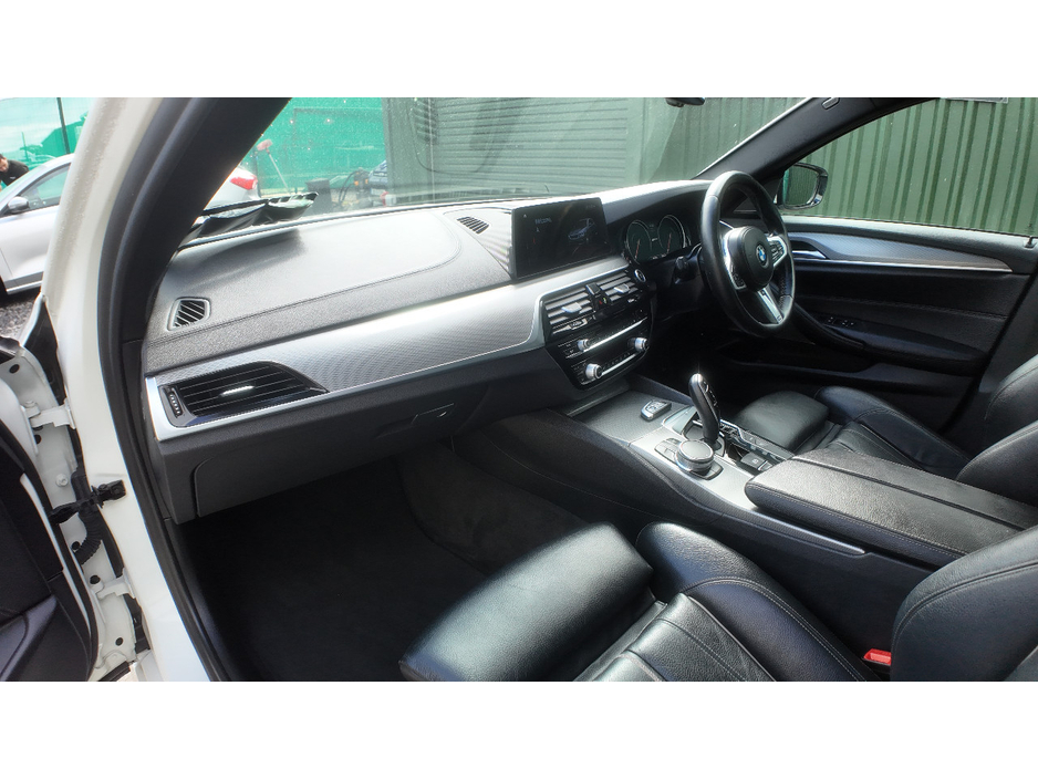 2018 BMW 5 Series 2L Petrol Plug-in Hybrid For Sale Images