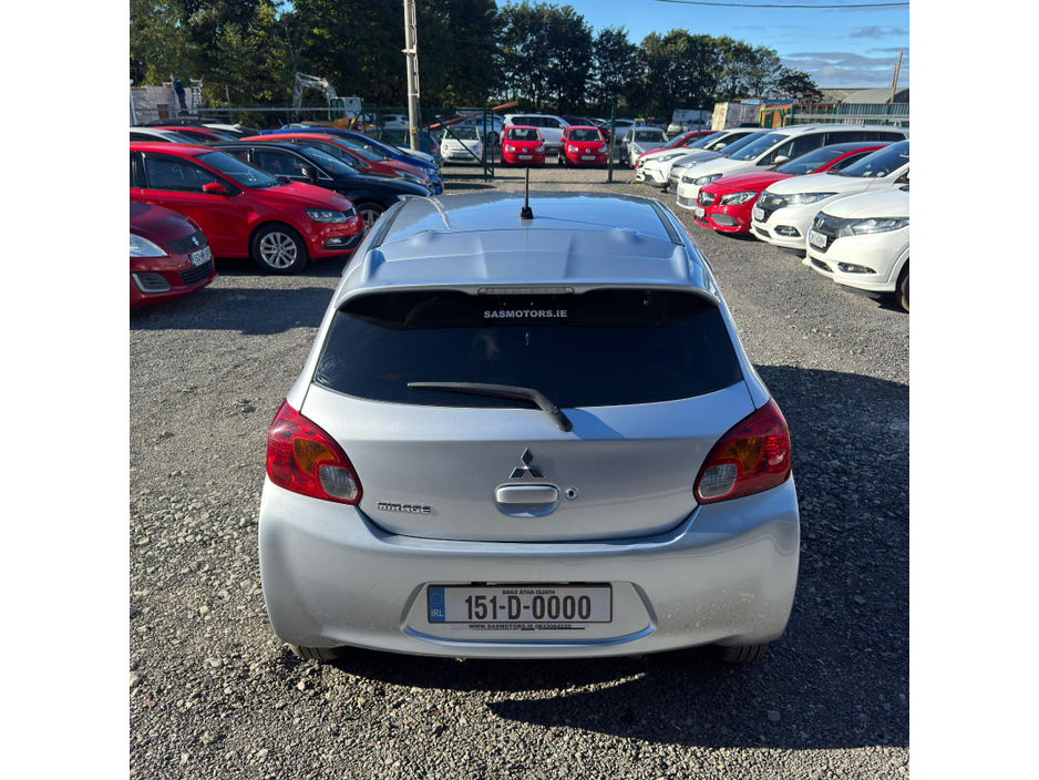 Mitsubishi Mirage — thumbnail 8