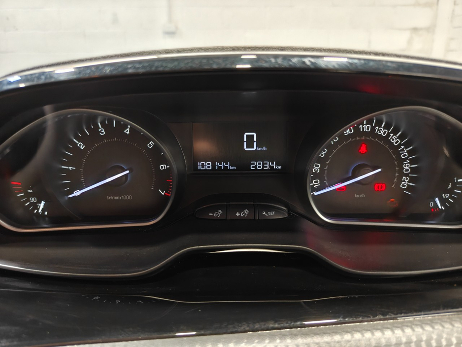 Peugeot 208 ACTIVE 1.2 68 6.2 4DR — thumbnail 12