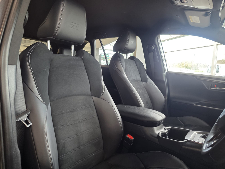 2025 Toyota Rav4 2.5L Petrol Plug-in Hybrid For Sale Images