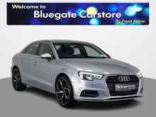 Audi A3 SAL 1.0 TFSI SE**NEW 19"ALLOYS**HALF LEATHER INTERIOR**SEMI DIGITAL DASH**ELECTRIC HANDBRAKE**AUTOHOLD**INFOTAINMENT SCREEN**CRUISE CONTROL**17 INCH ALLOY WHEELS**PARKING SENSORS*