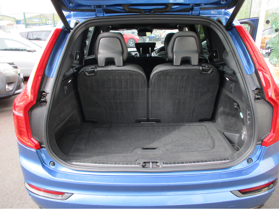 2019 Volvo XC90 2L Petrol Plug-in Hybrid For Sale Images