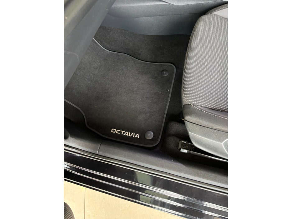 2023 Skoda Octavia 2L Diesel For Sale Images
