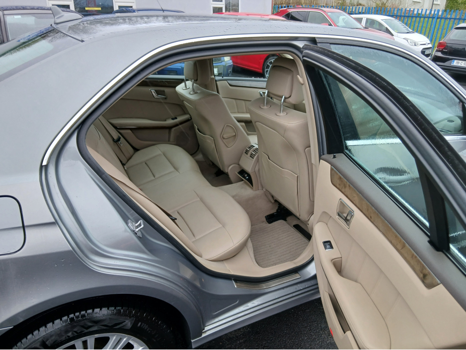 2011 Mercedes-Benz E Class 2.1L Diesel For Sale Images