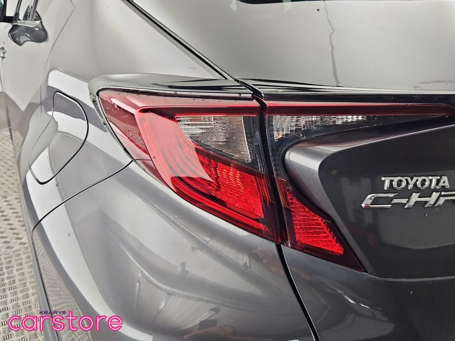 Toyota C-HR 1.8 HYBRID SPORT — thumbnail 15