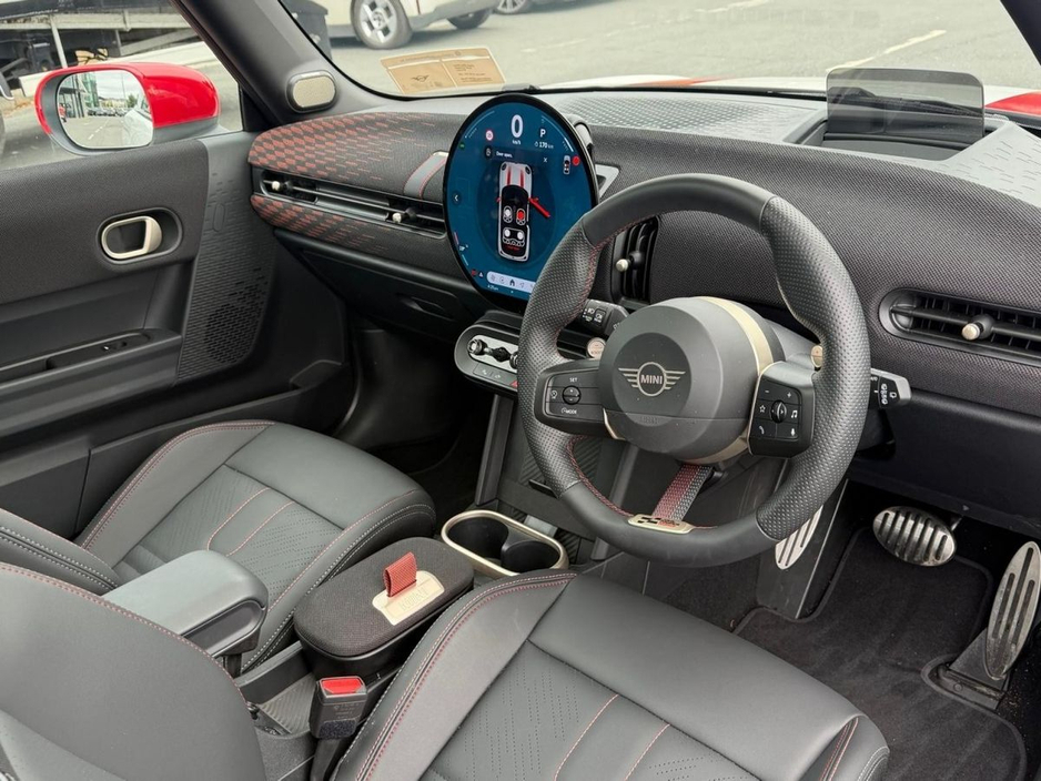 2026 MINI Hatch 2L Petrol For Sale Images