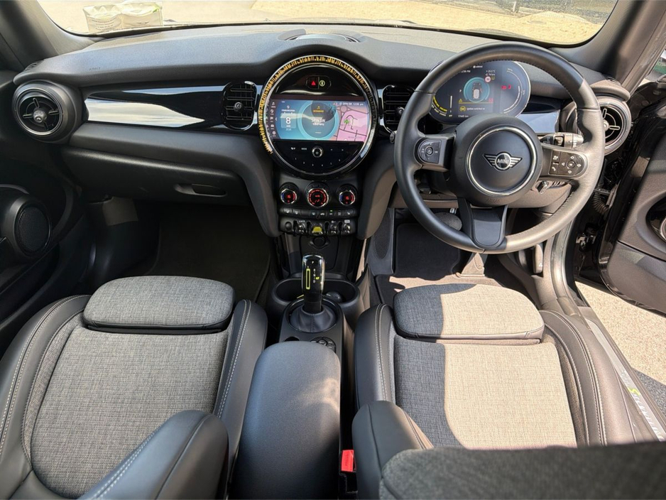 2023 MINI Hatch 0L Electric For Sale Images